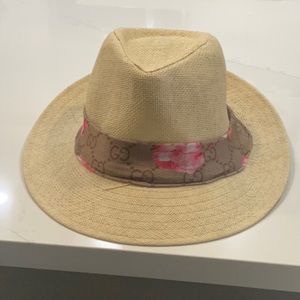 Beach hat